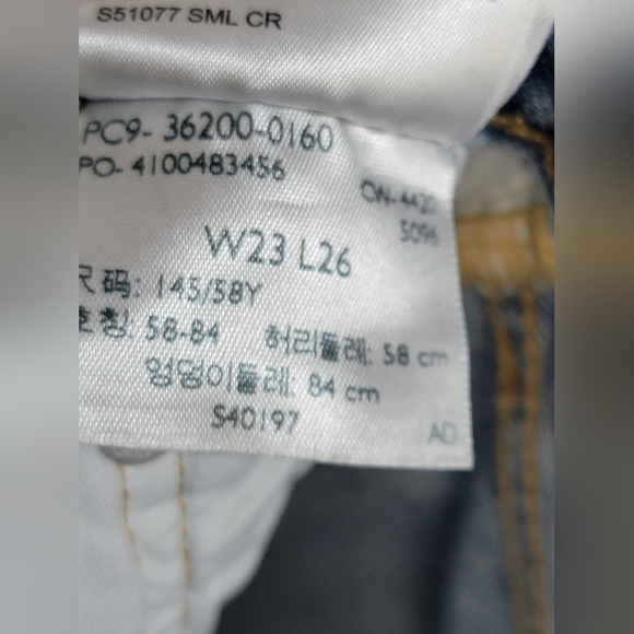 Levi's Premium 501 Original Cropped Womens Jean Size 23 X 26 Distressed Straight - Picture 10 of 16